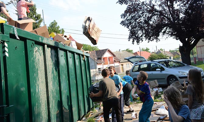 12,5 tonna papír gyűlt össze